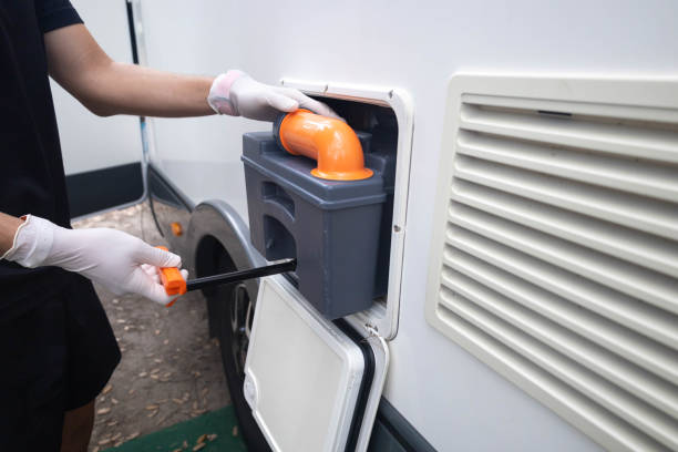 Portable Toilet Options We Offer in Lincoln Park, MI